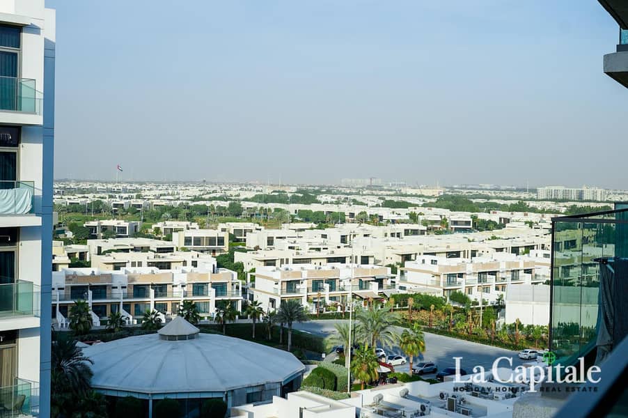 Golf View | 2 Bed + Maid | Fully Furnished - Image 15