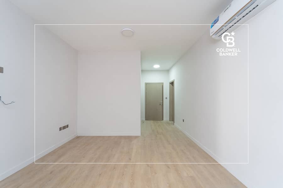 Huge Garden | 1 Floor Villa | Fully Renovated NEW - Image 6