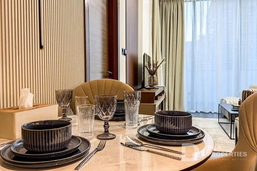 1 Bedroom plus Private Yard | Luxury Furnishing - Image 13