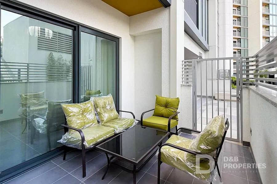 1 Bedroom plus Private Yard | Luxury Furnishing - Image 17