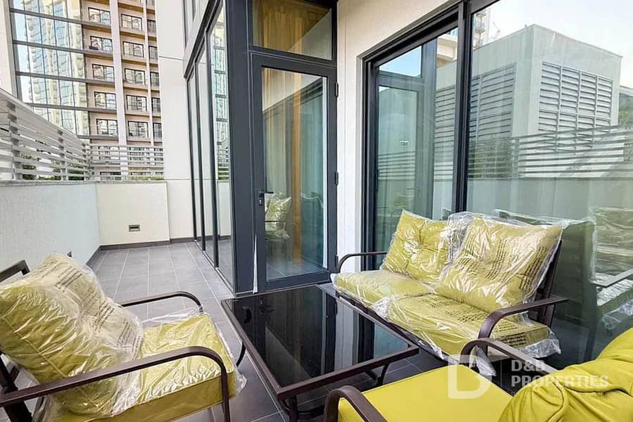 1 Bedroom plus Private Yard | Luxury Furnishing - Image 18