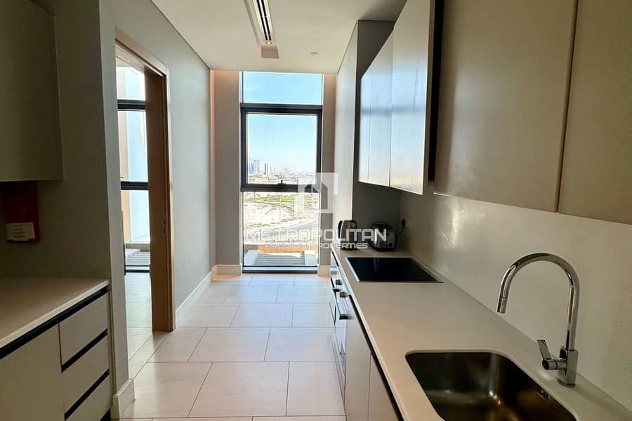 2 Beds + Maids room | Corner Unit | Vacant