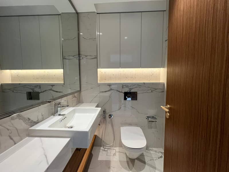 1 BEDROOM | PRIME LOCATION | GOOD DEAL - Image 6