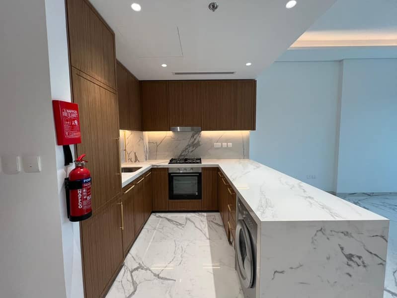 1 BEDROOM | PRIME LOCATION | GOOD DEAL - Image 7