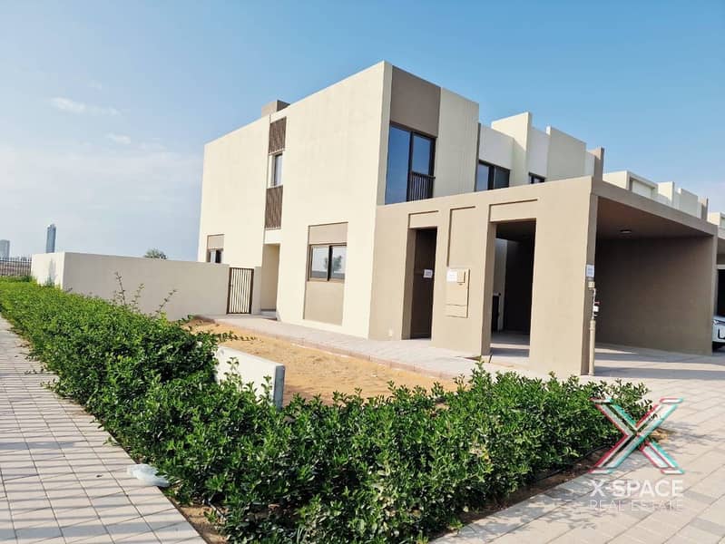 Brand New | Spacious Layout | Single Row | Vacant