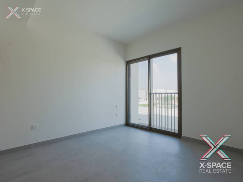 Brand New | Spacious Layout | Single Row | Vacant - Image 20