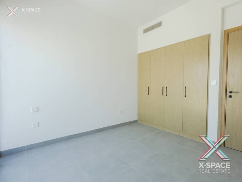 Brand New | Spacious Layout | Single Row | Vacant - Image 21