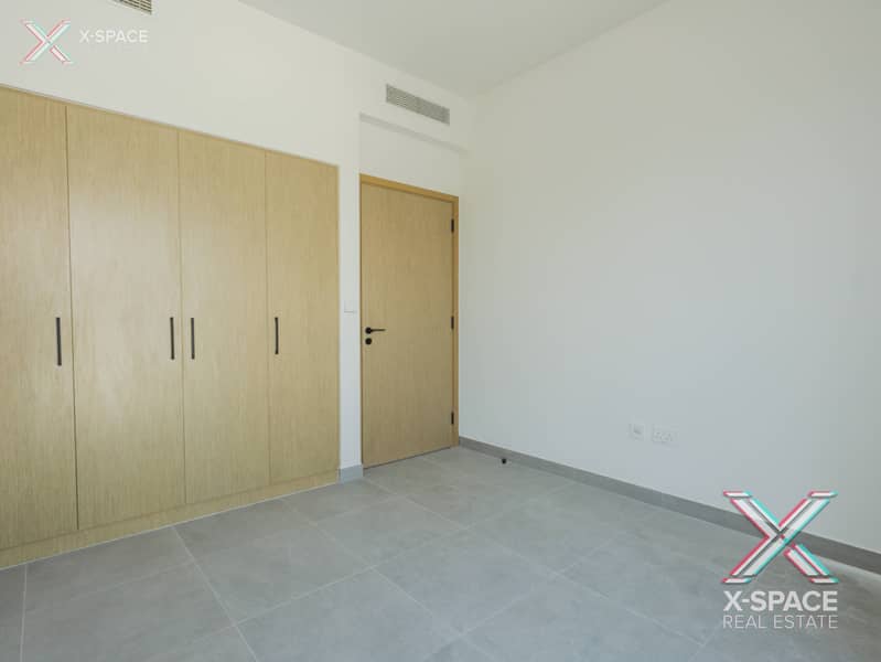 Brand New | Spacious Layout | Single Row | Vacant - Image 22