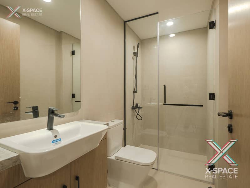 Brand New | Spacious Layout | Single Row | Vacant - Image 27