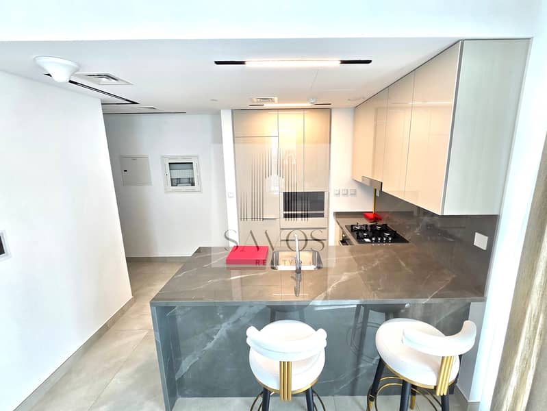 Modern | Fully Furnished | High-End Amenities - Image 7