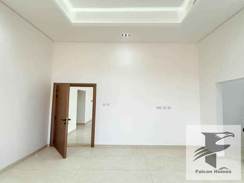 Brand New | 5BR Modern Design Villa | Garden Area - Image 23