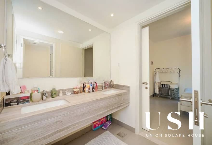 Big Plot | Upgraded Backyard | Ready to Move - Image 13