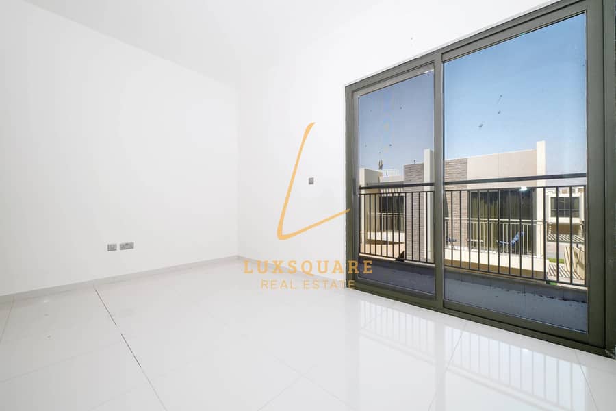 Ready To Move | Spacious Layout | Prime Location - Image 12