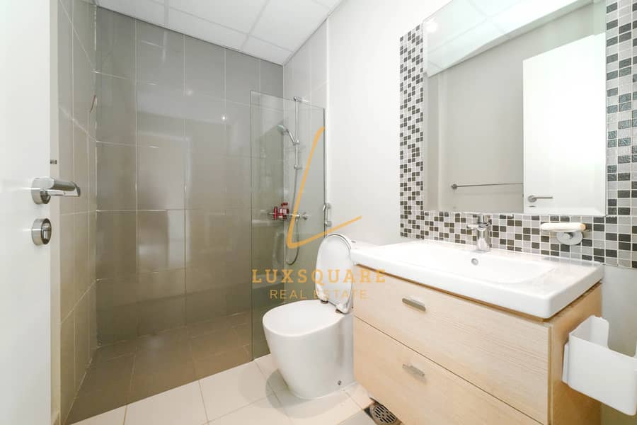 Ready To Move | Spacious Layout | Prime Location - Image 21