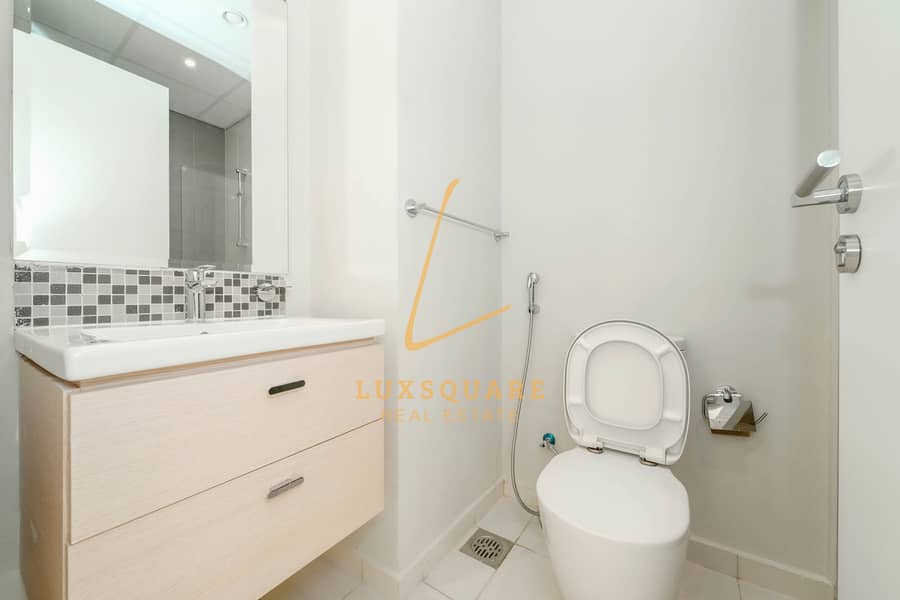 Ready To Move | Spacious Layout | Prime Location - Image 22