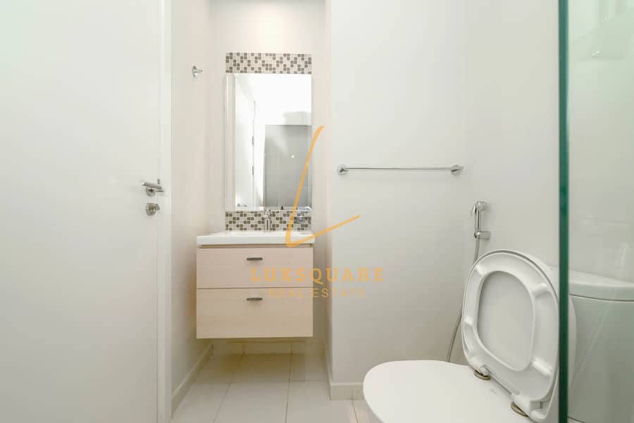 Ready To Move | Spacious Layout | Prime Location - Image 23