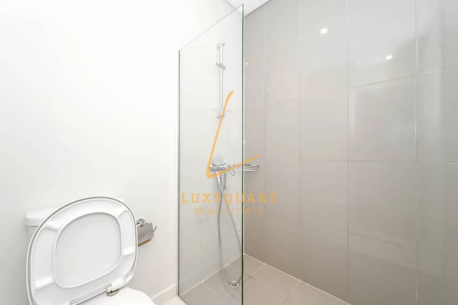 Ready To Move | Spacious Layout | Prime Location - Image 24