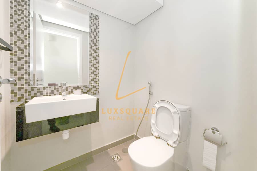 Ready To Move | Spacious Layout | Prime Location - Image 25