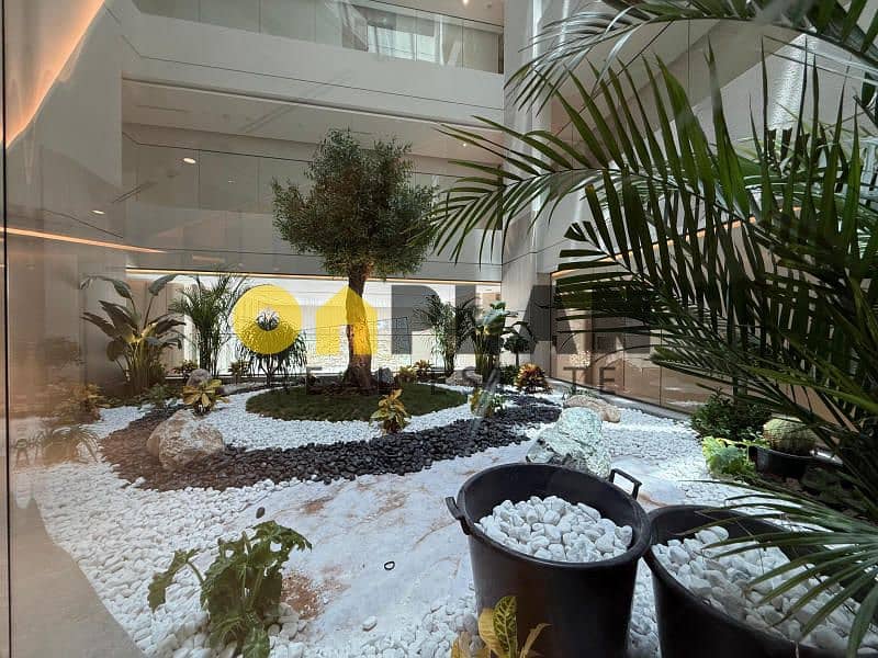 Studio AC FREE | Kitchen Appliances | Vacant now - Image 6