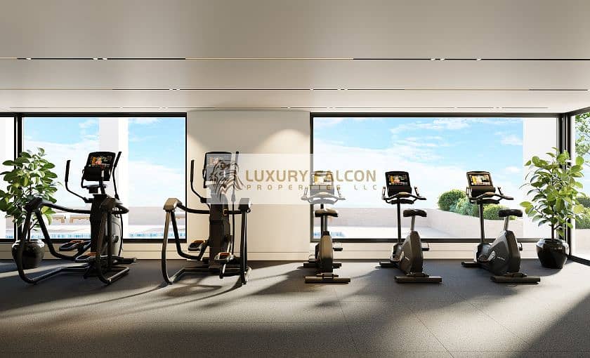 Luxury 1BR | Jacuzzi, Laundry & Study | Boulevard View | Premium Layout