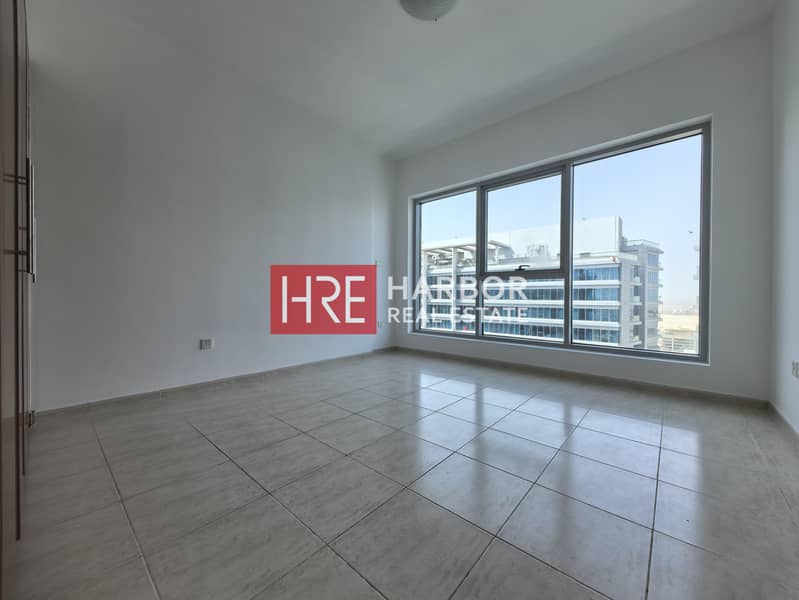 Spacious Layout | Large Balcony | Prime Location - Image 6