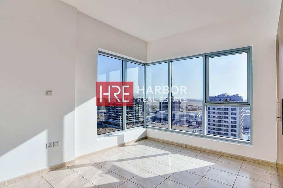 Spacious Layout | Large Balcony | Prime Location - Image 7