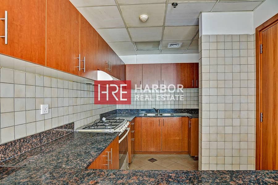 Spacious Layout | Large Balcony | Prime Location - Image 10