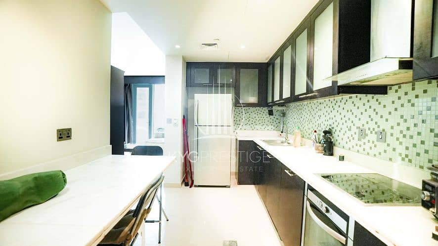 Modern1-Bedroom | Furnished | Bright unit - Image 11