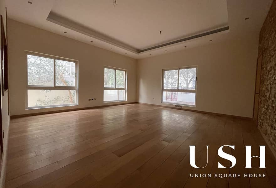 Motivated Seller| Vacant Custom Built Villa| Single Row - Image 15