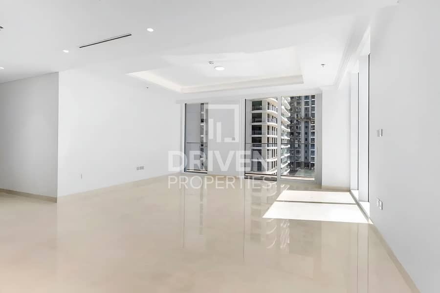 Sea View | Spacious Layout | Ready to Move in