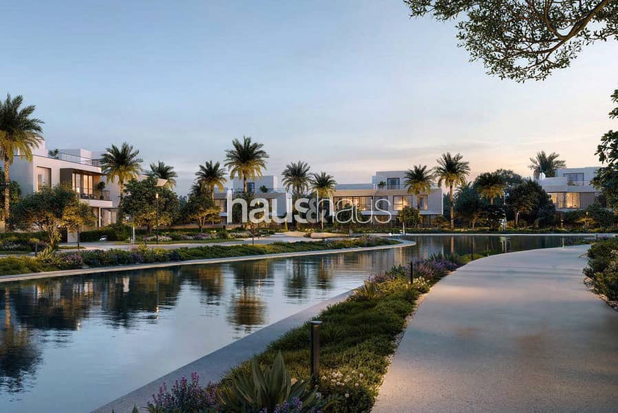 Serene Living | 5 BR Villa | Lagoons