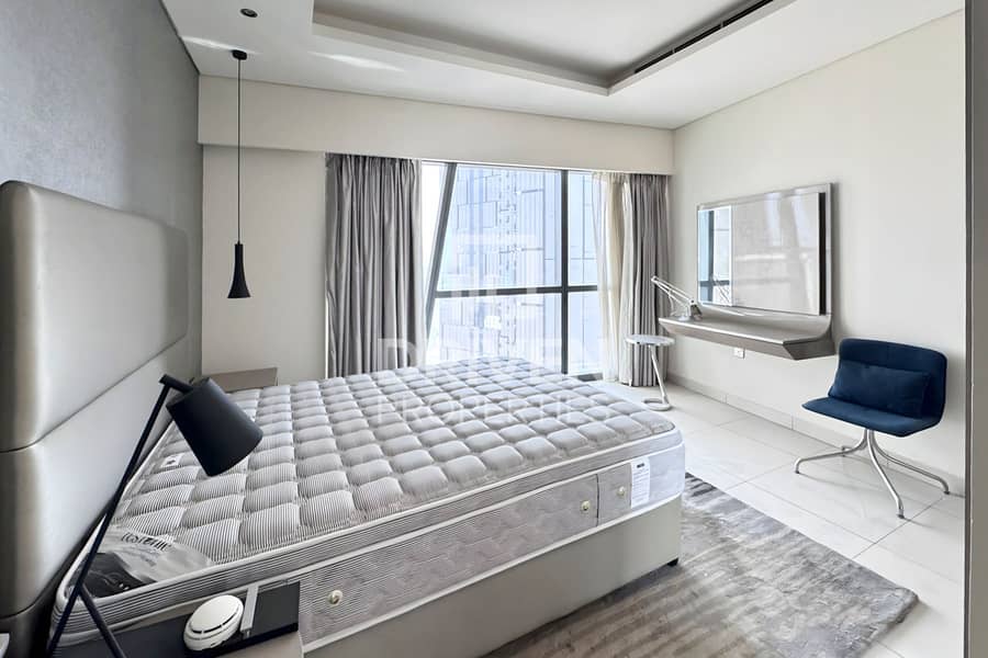 Top Floor | Furnished | Ready to Move In