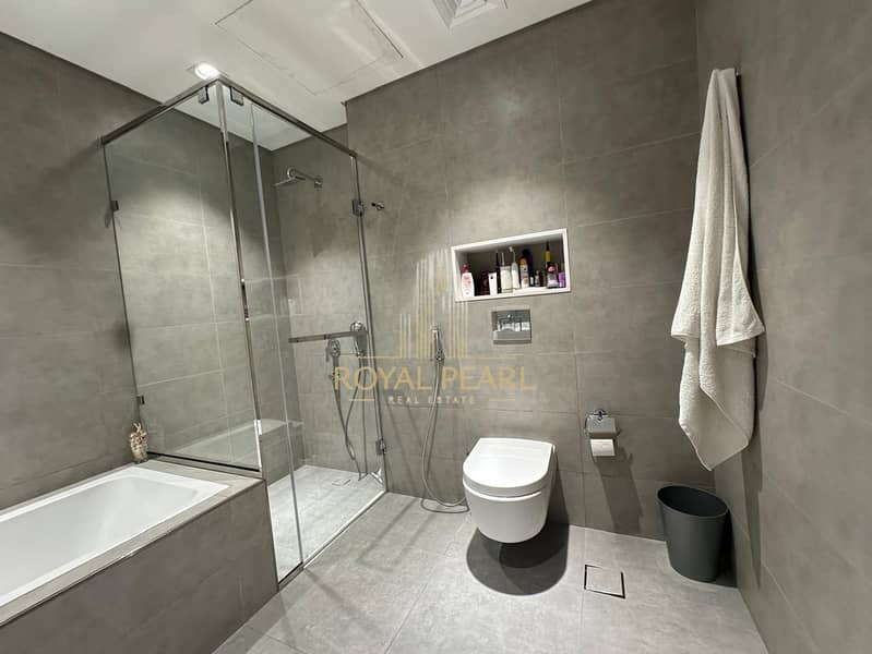 FULLY FURNISHED/ READY TO MOVE IN/LAGOON VIEWS/LOW FLOOR - Image 10