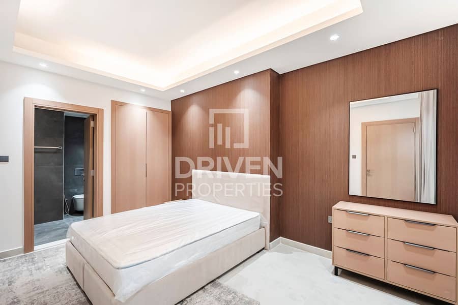 Biggest Layout | Skyline Marina View | Brand New