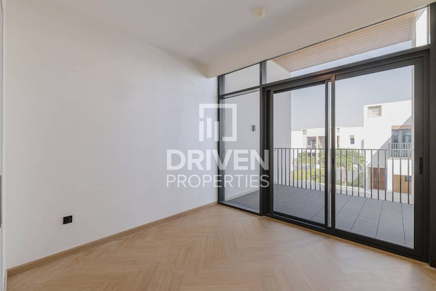 Modern Villa | Family Community | Spacious Layout - Image 13