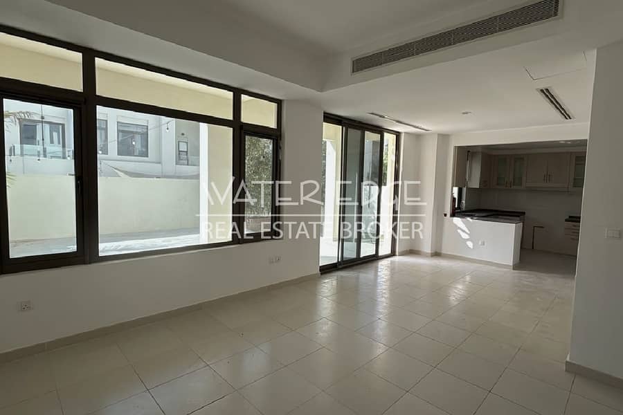 Type G | 4 BR + Maid | Vacant | Back to Back