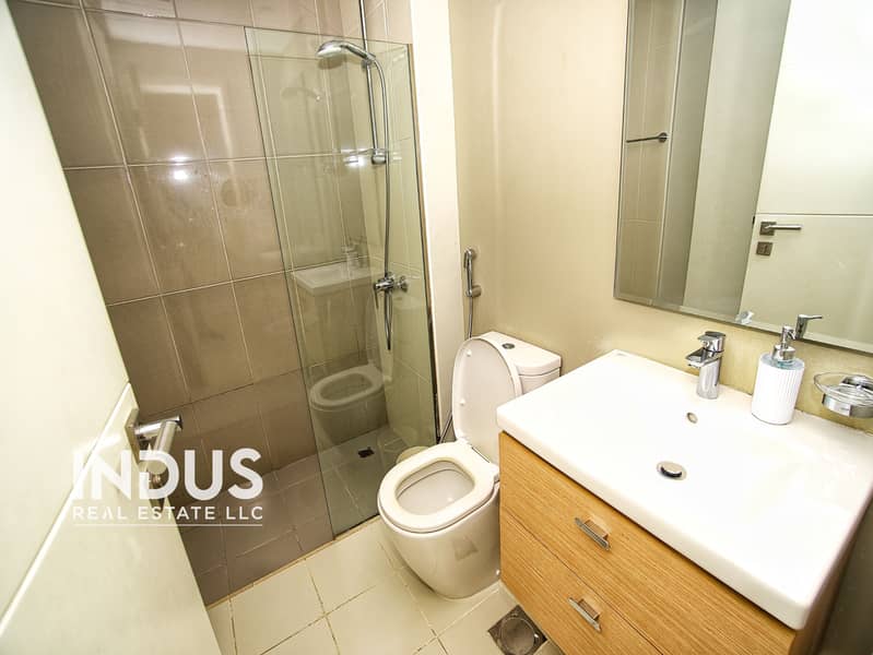 Beautifully Maintained Fully Furnished | 3BR+M | 2400 SQFT - Image 25