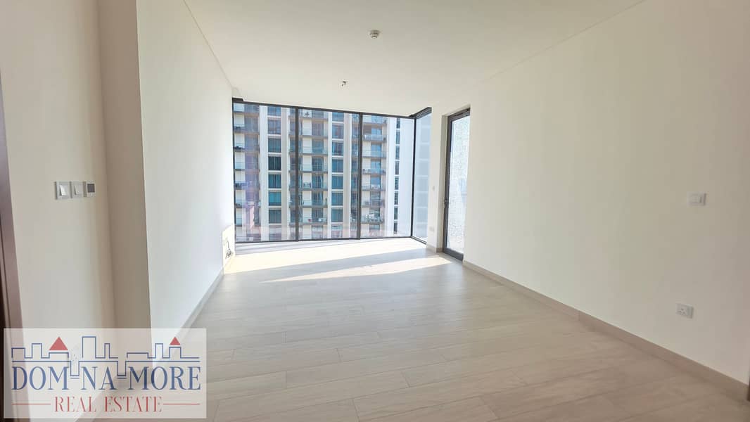 Modern 2BR | Prime Location | Community View