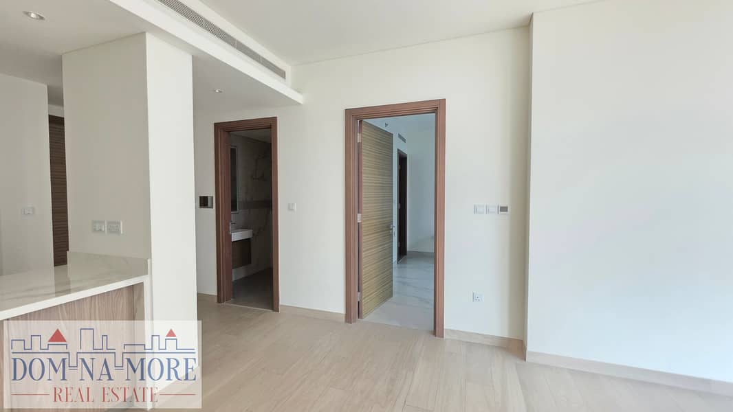 Modern 2BR | Prime Location | Community View