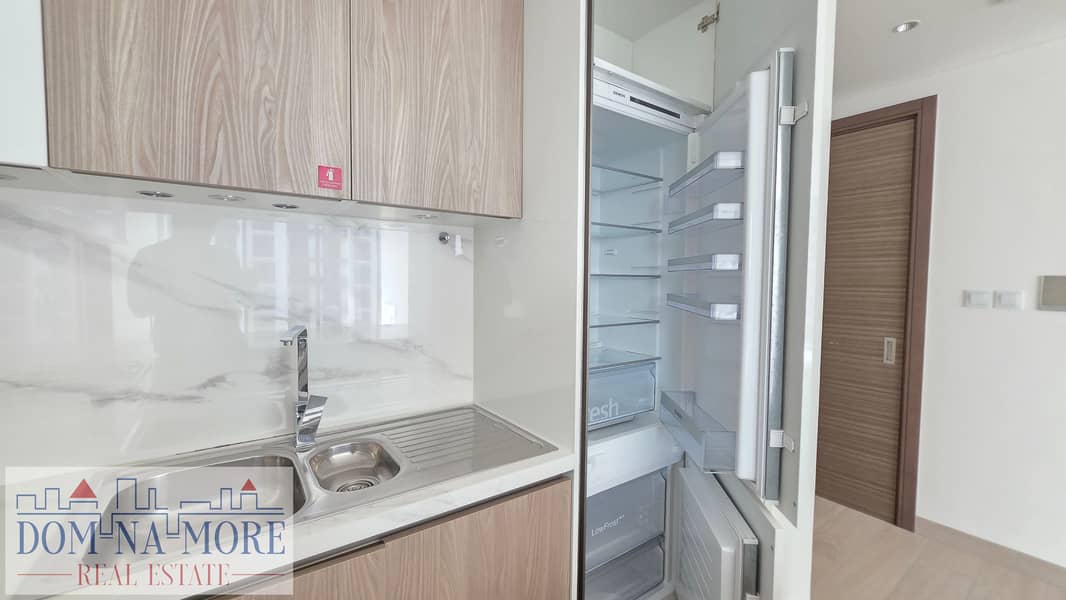 Modern 2BR | Prime Location | Community View - Image 12