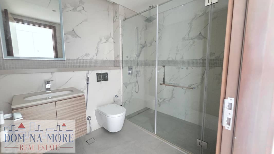 Modern 2BR | Prime Location | Community View - Image 16