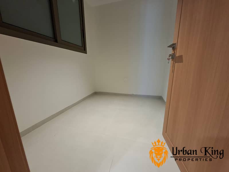 Brand new building 3bhk available in Arjan