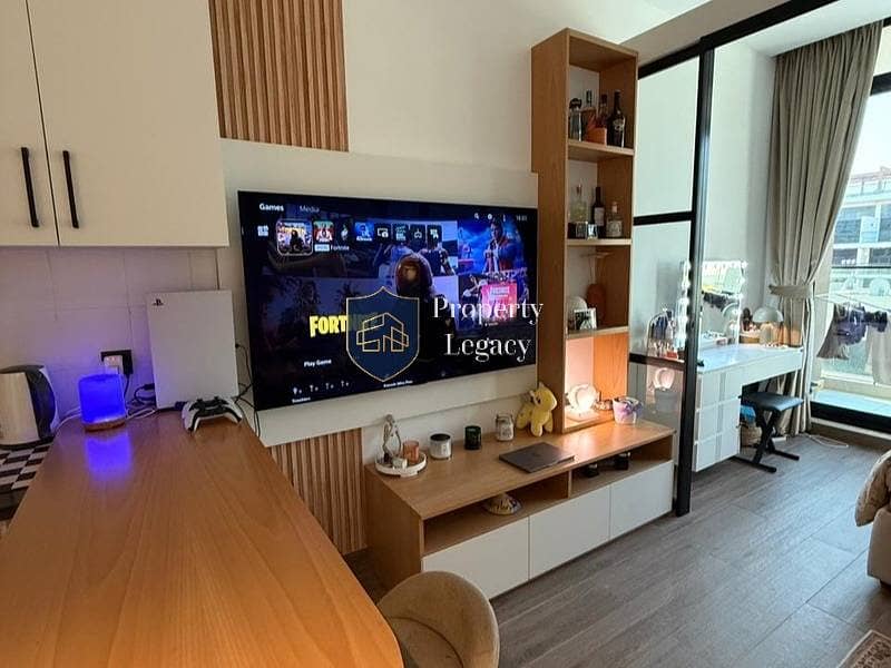 Fully Furnished | Great Amenities | Ready to Move