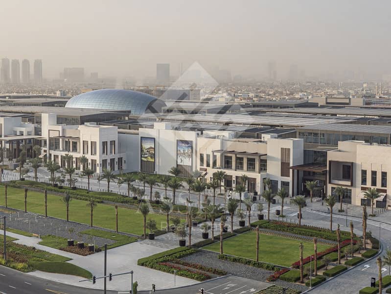 Spacious 2 BR with Balcony & Storage | Mid-Floor - Image 11