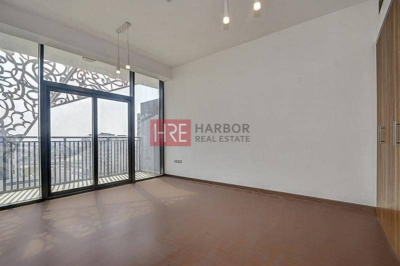 6 Cheques | Spacious Unit | Pet friendly | Vacant