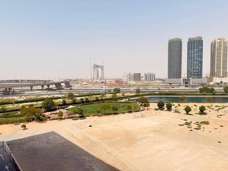 6 Cheques | Spacious Unit | Pet friendly | Vacant - Image 10