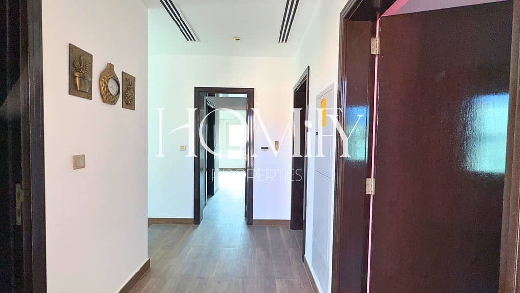 Big Plot | Spacious Layout | Private Garden - Image 7