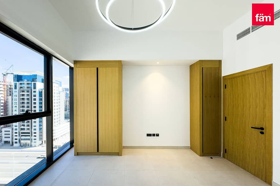 Spacious | Great Layout | Brand New - Image 10