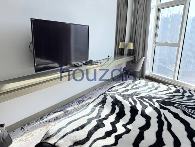 Luxury Studio | Canal View | Motivated Seller