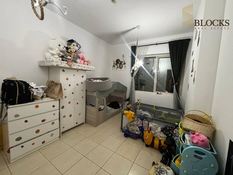 PARTIALLY UPGRADED | W/ STORAGE n LAUNDRY | 2BHK - Image 7